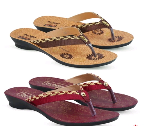 Relaxed Graceful Women Flipflops & Slippers